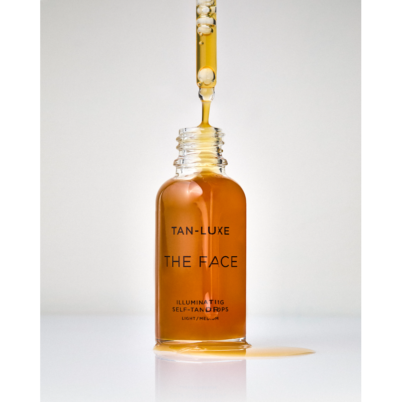 Краплі для автозасмаги обличчя у відтінку Light/Medium TAN-LUXE The Face Illuminating Self-Tan Drops Light/Medium 30 ml