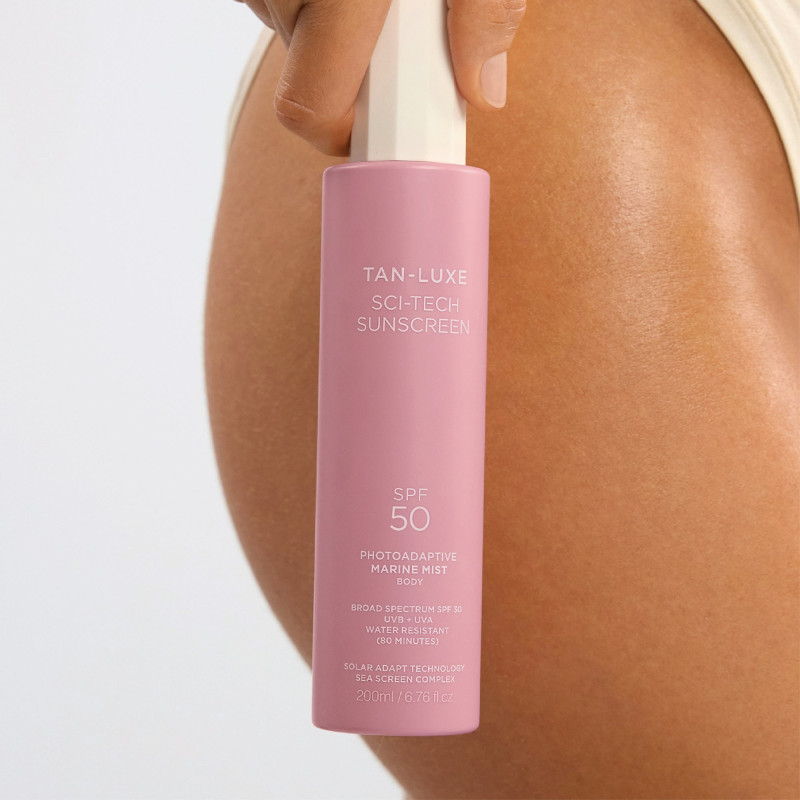 Фотоадаптивний сонцезахисний міст SPF 50 TAN-LUXE Sci-Tech Sunscreen: Photoadaptive Marine Mist SPF 50 200 ml