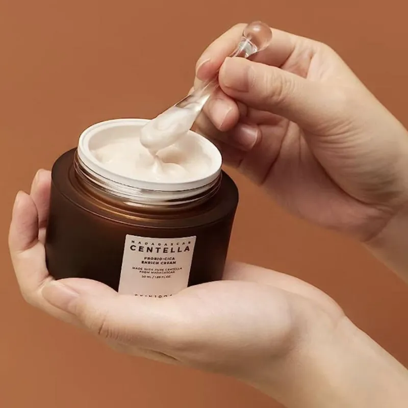 Восстанавливающий крем с пробиотиками Skin1004 Madagascar Centella Probio-Cica Enrich Cream 50 ml