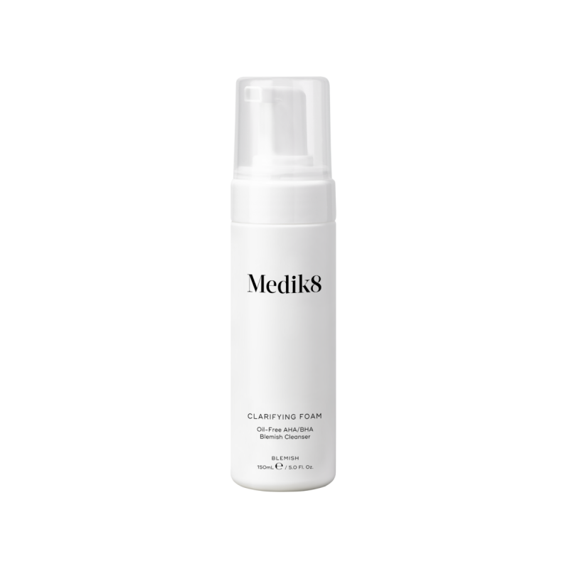 Очищаюча пінка для жирної проблемної шкіри Medik8 Clarifying Foam 150 ml