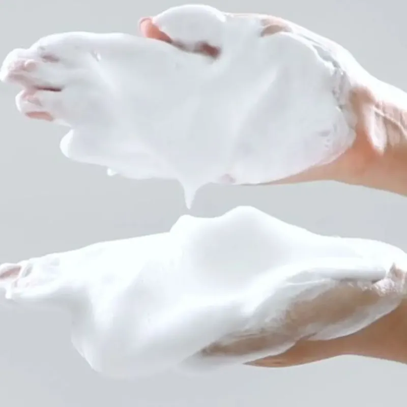 Пінка с екстрактом мелісси для глибокого очищення пор Medicube Zero Foam Cleanser 120 ml
