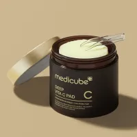 Освітлювальні відновлювальні пади з вітаміном C Medicube Deep Vita C Pad 70 шт