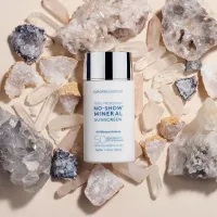 Прозрачный минеральный солнцезащитный флюид COLORESCIENCE Total Protection No-Show Mineral Sunscreen SPF 50 78 ml